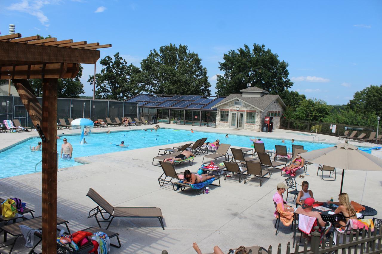 Pointe Royale Condo Vacation And Golf Resort Бренсън Екстериор снимка